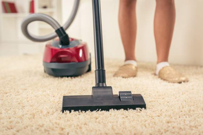 How Often Should You Use a Vacuum and Carpet Cleaner on 